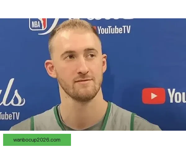 豪瑟里程碑成绿军队史第十位投中700三分球球员